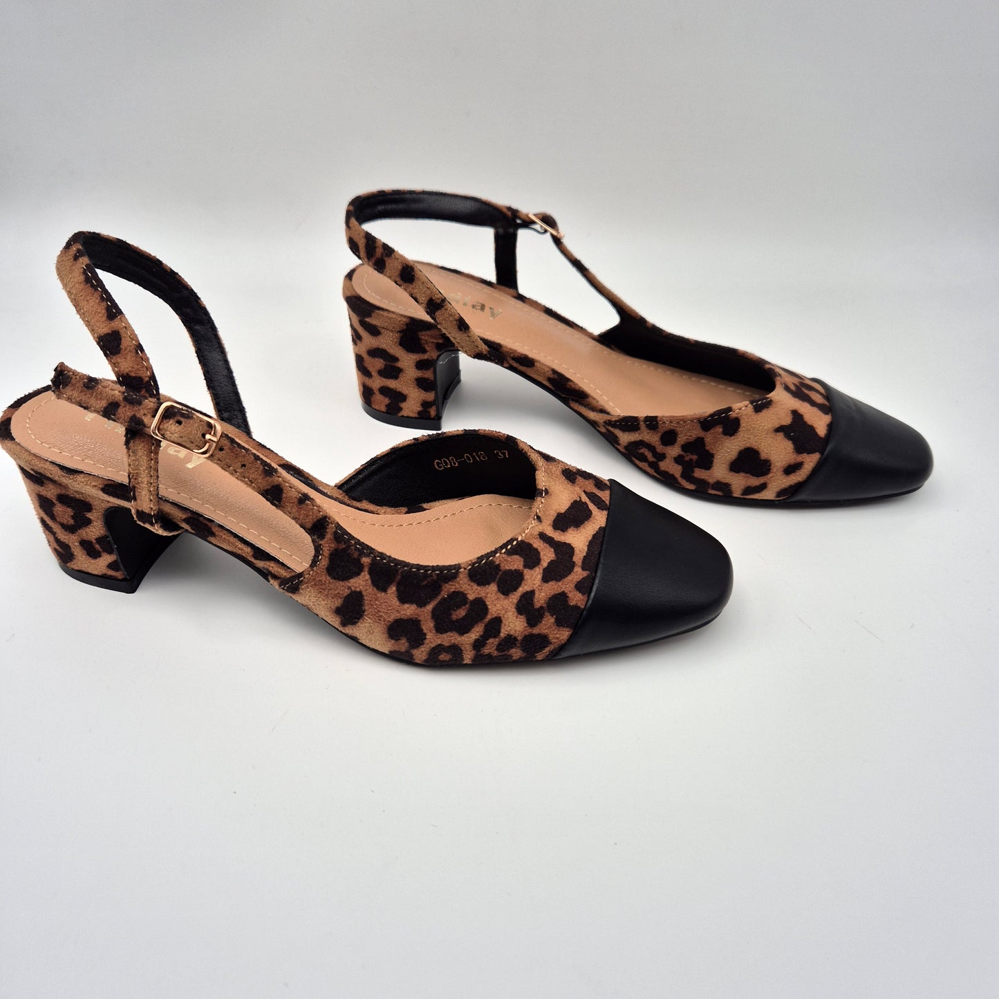 Leo Slingbacks Pumps