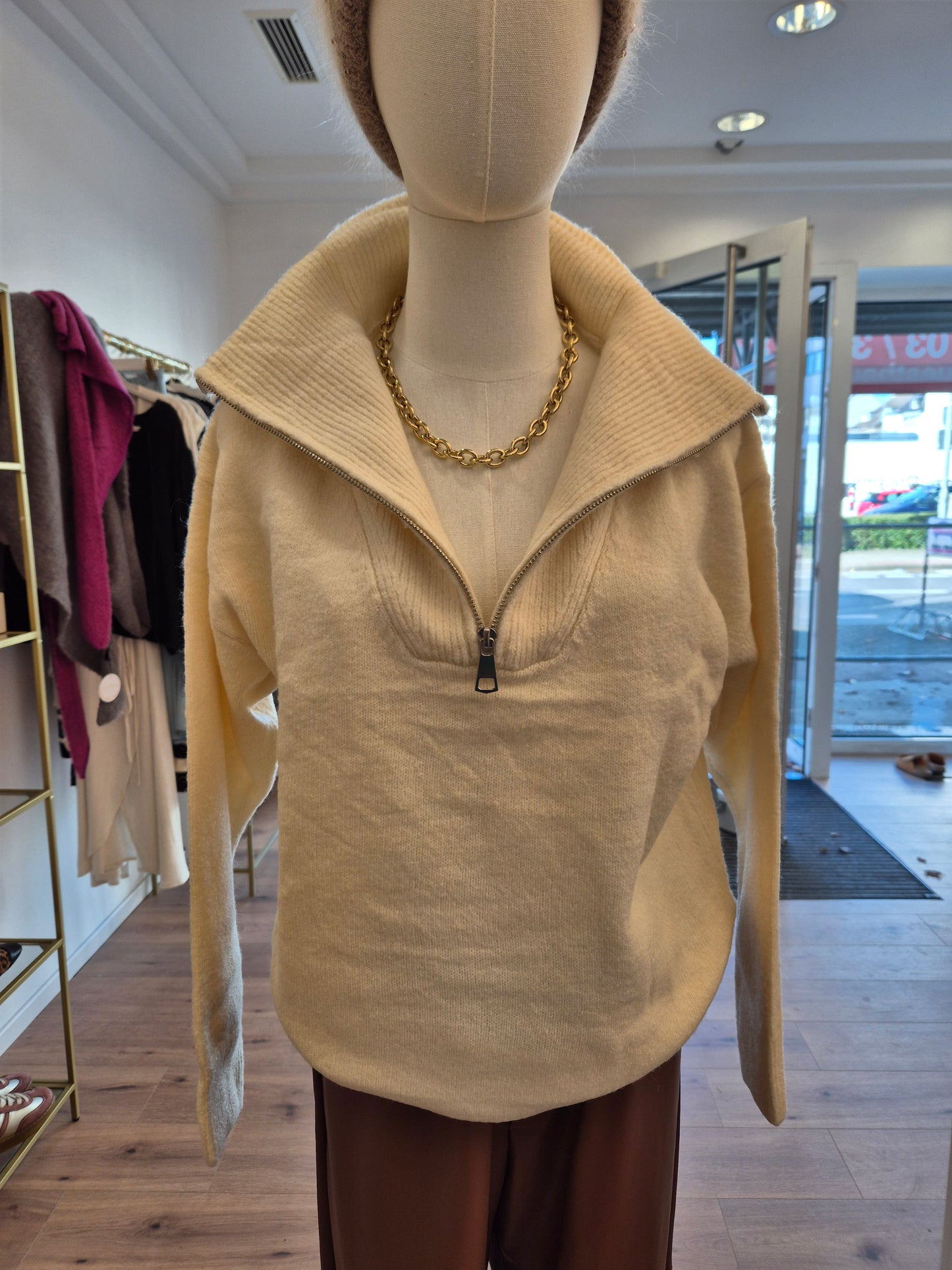 Damen Essential Pullover mit Reißverschluss am Kragen- Creme