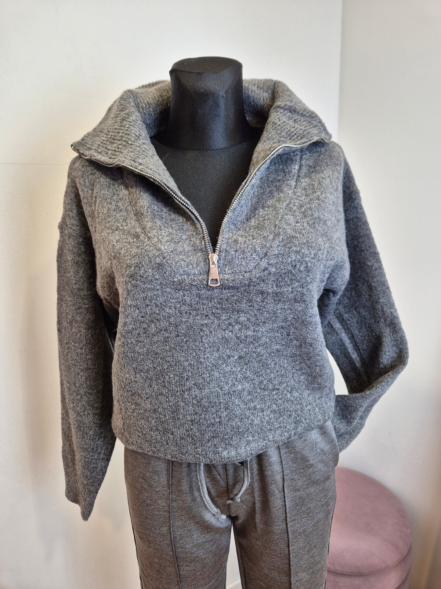 Damen Essential Pullover mit Reißverschluss am Kragen